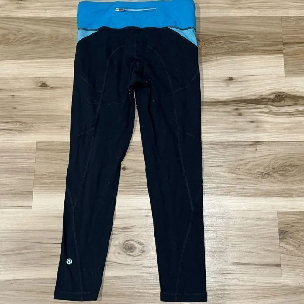 Lululemon Navy Blue Cropped Leggings Women’s 6